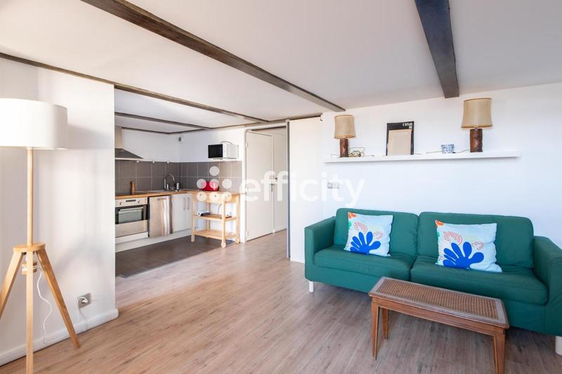 Loft - 90 m² - 3 pièces