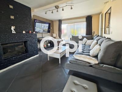 Maison - 96 m² - 4 pièces