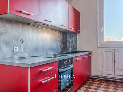 Appartement - 84 m² - 4 pièces