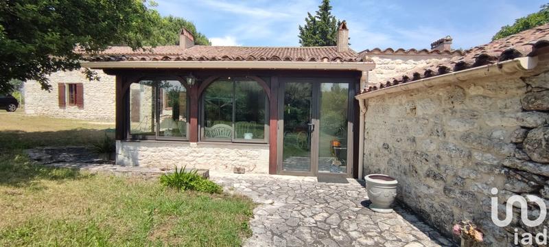 Maison - 280 m² - 10 pièces