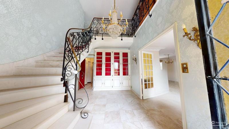 Maison - 160 m² - 5 pièces