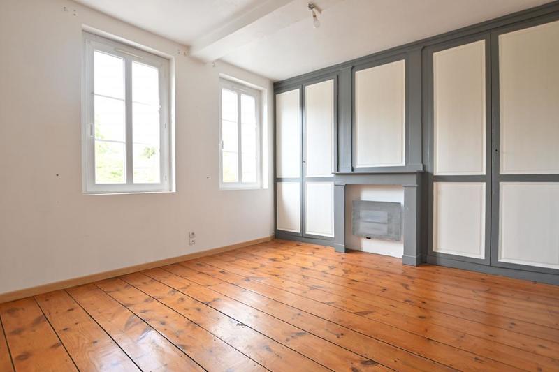 Maison - 121 m² - 6 pièces
