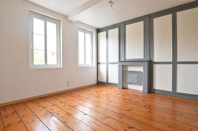 Maison - 121 m² - 6 pièces