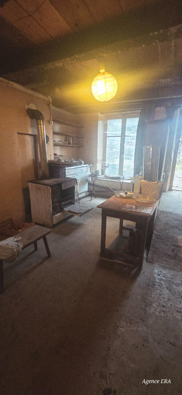 Maison - 215 m² - 8 pièces