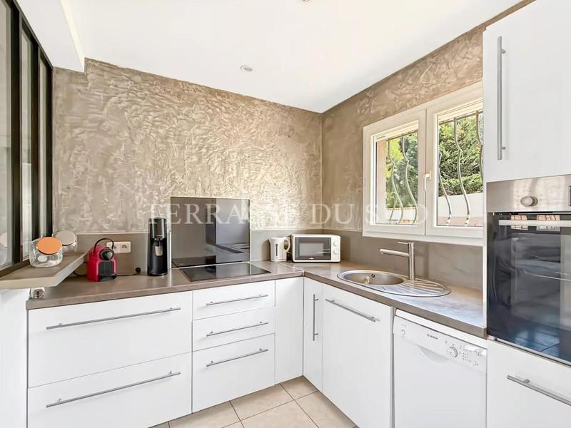 Maison - 98 m² - 5 pièces