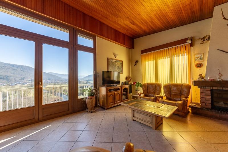 Propriété - 195 m² - 10 pièces