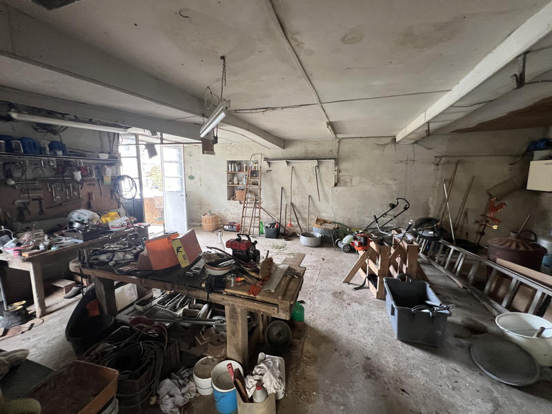 Maison - 300 m² - 7 pièces