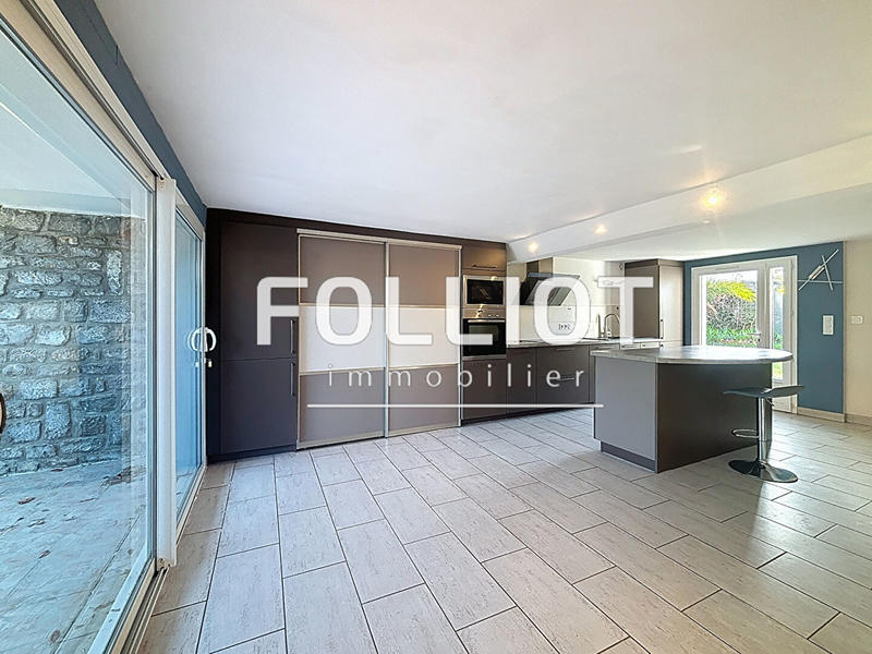 Maison - 155 m² - 6 pièces