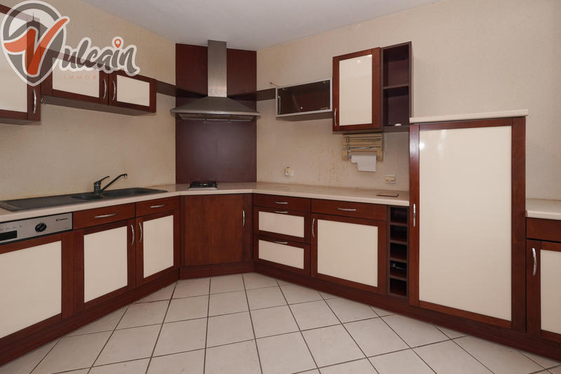 Maison - 81 m² - 3 pièces