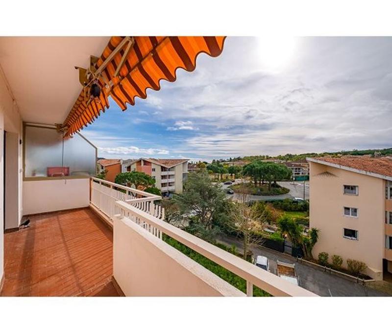 Appartement - 92 m² - 4 pièces