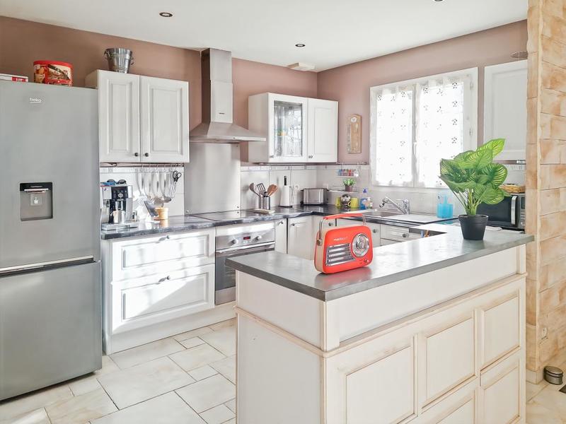 Maison - 97 m² - 5 pièces