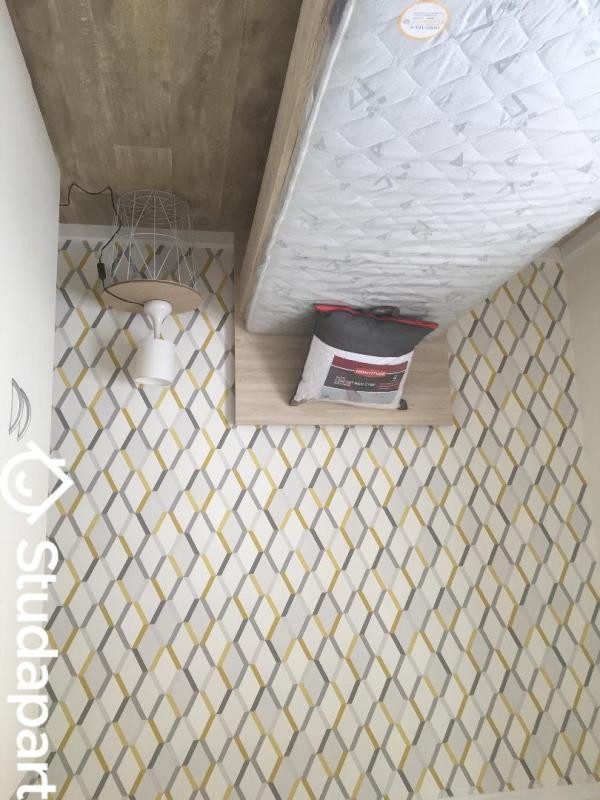 Chambre - 10 m² - 1 pièce