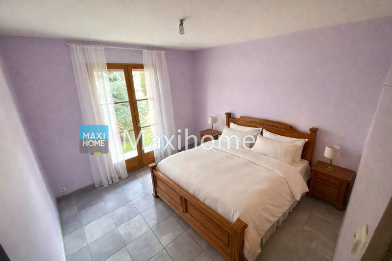 Maison - 106 m² - 5 pièces