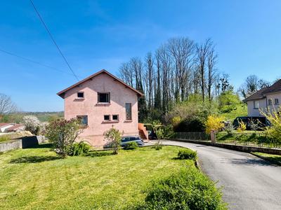 Maison - 138 m² - 5 pièces