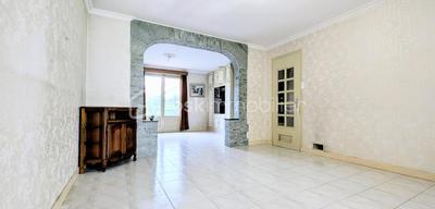 Maison de ville - 240 m² - 7 pièces