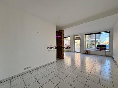 Local commercial - 228 m² - 5 pièces