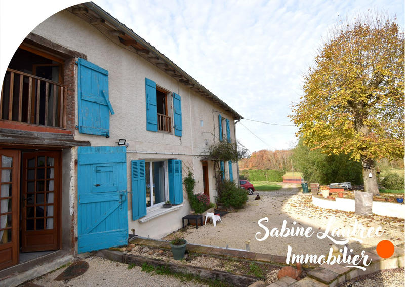 Propriété - 270 m² - 7 pièces