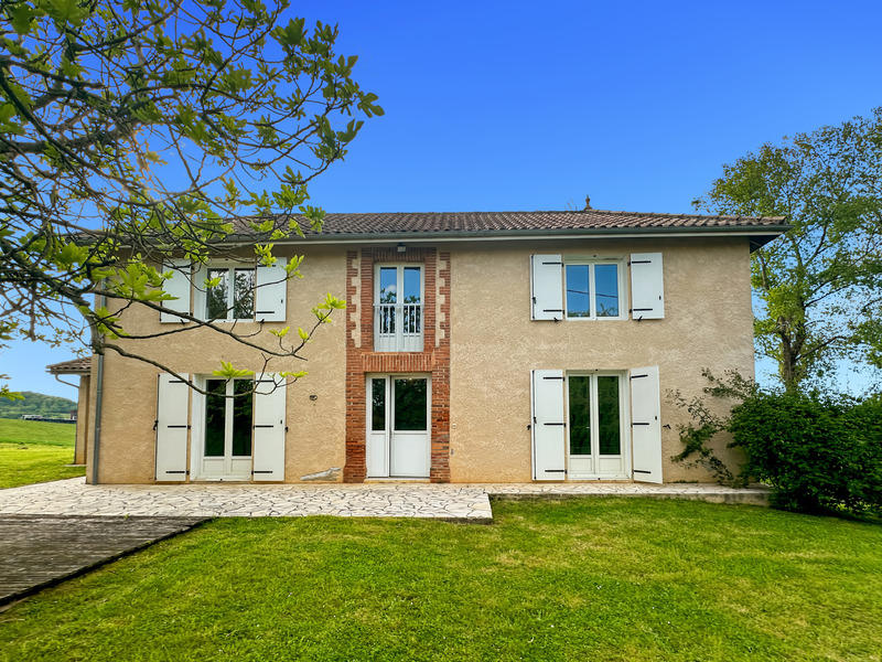 Maison - 149 m² - 5 pièces