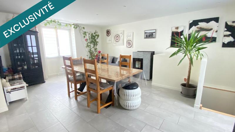 Maison - 161 m² - 8 pièces