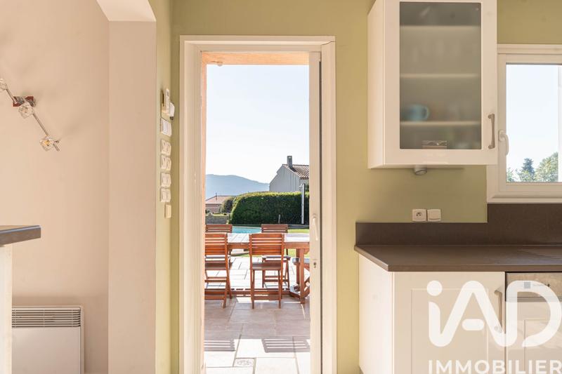 Maison - 145 m² - 7 pièces