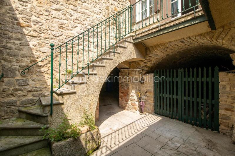 Maison de village - 123 m² - 6 pièces