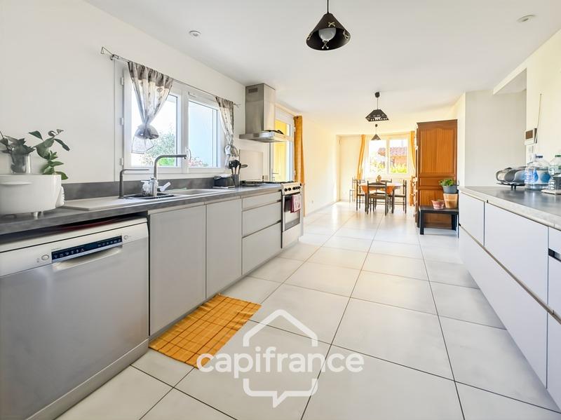 Maison - 148 m² - 7 pièces