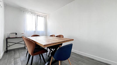 Appartement - 86 m² - 4 pièces