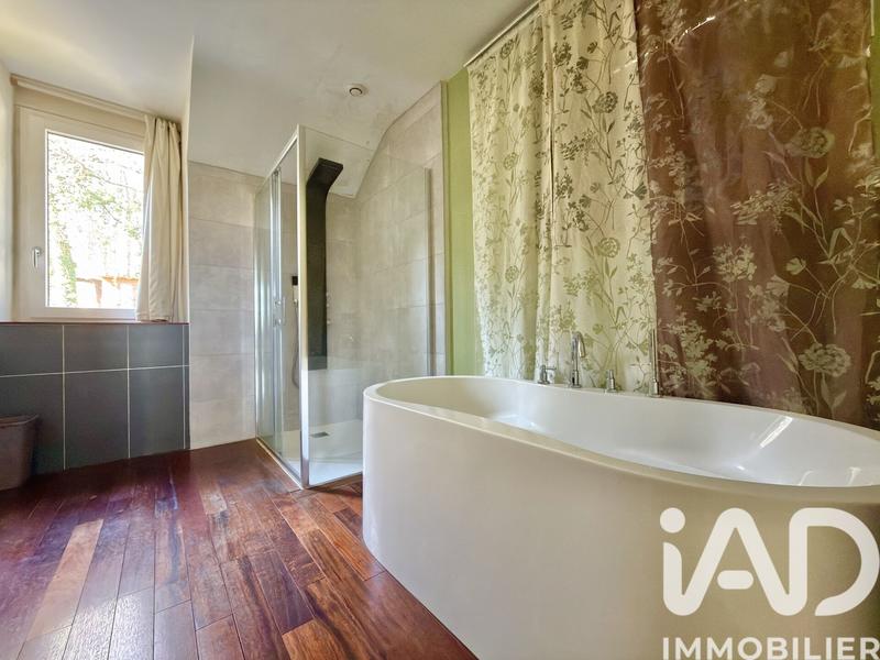 Maison - 159 m² - 6 pièces