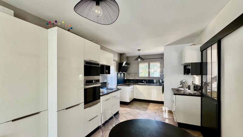 Villa - 132 m² - 4 pièces