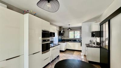 Villa - 132 m² - 4 pièces