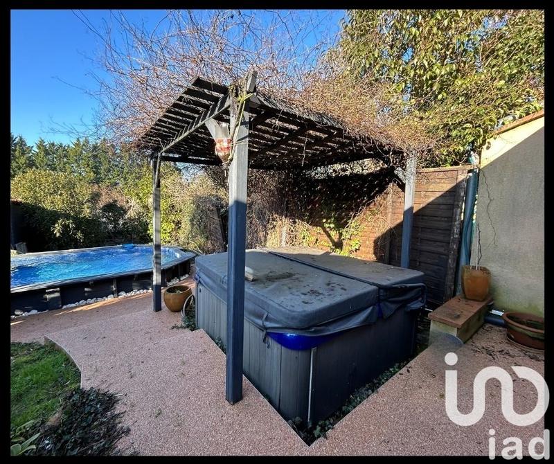 Maison - 196 m² - 5 pièces