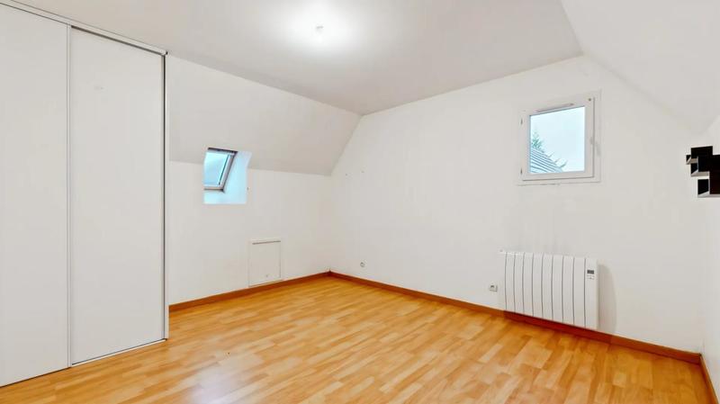 Maison - 120 m² - 4 pièces