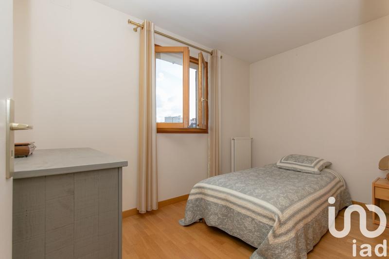 Maison - 94 m² - 5 pièces