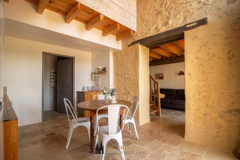 Maison - 440 m² - 12 pièces