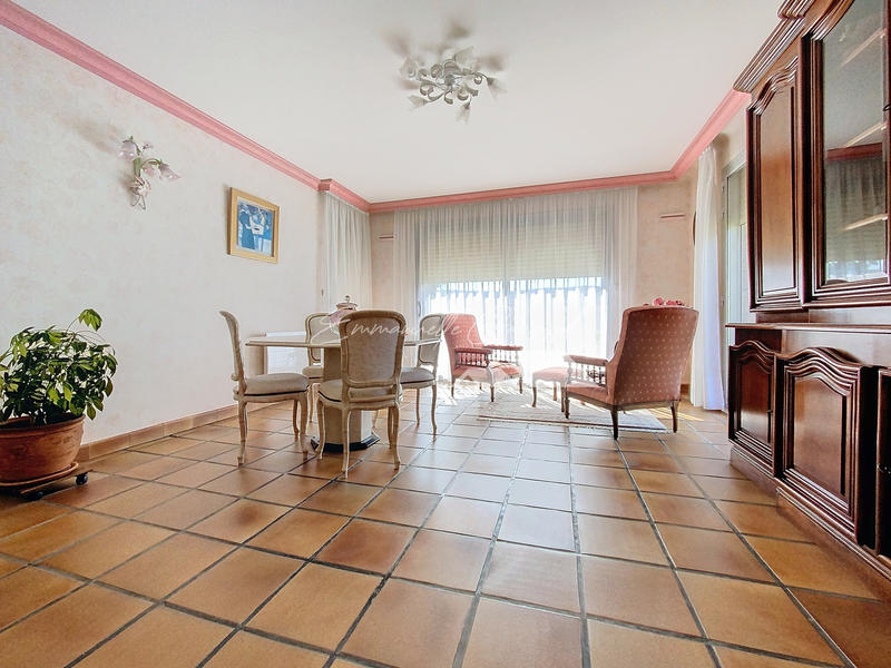 Maison - 140 m² - 6 pièces