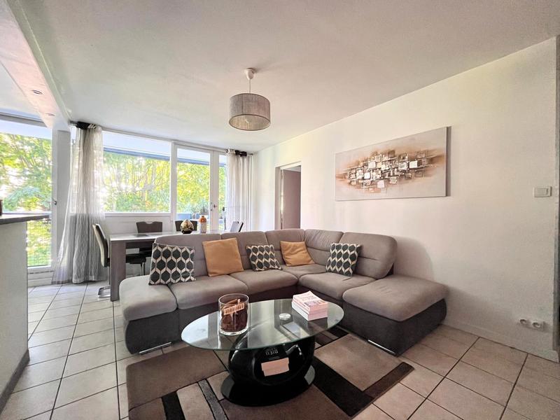 Appartement - 70 m² - 4 pièces