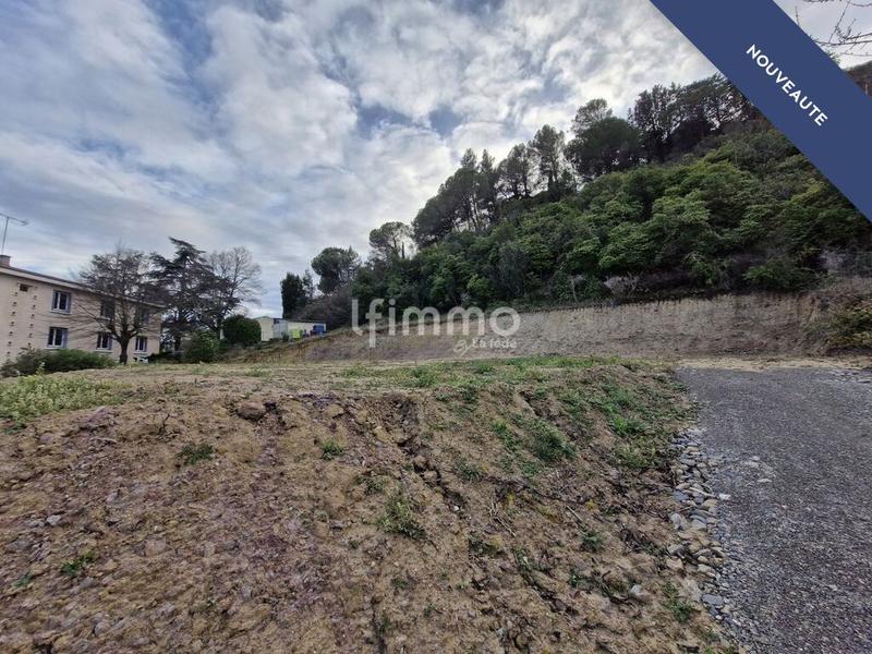 Terrain - 1 078 m²
