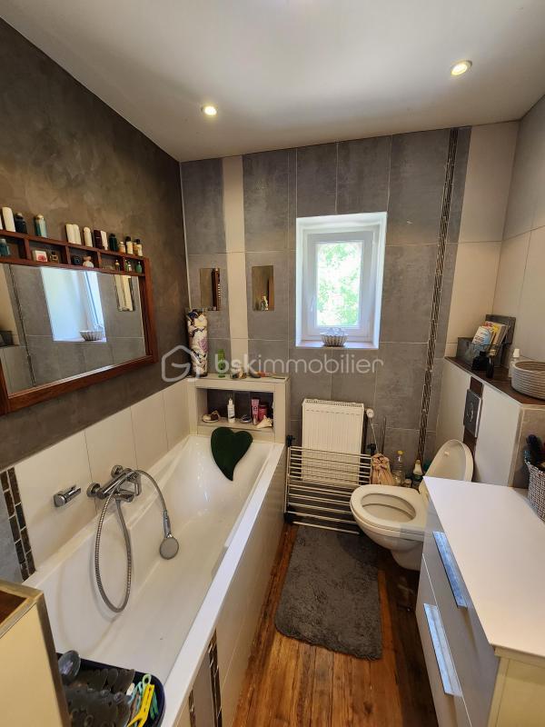 Maison en pierre - 250 m² - 7 pièces