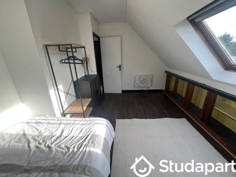 Chambre - 9 m² - 1 pièce