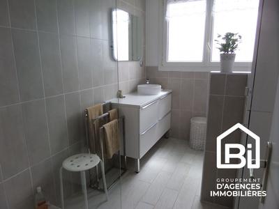 Maison - 111 m² - 5 pièces