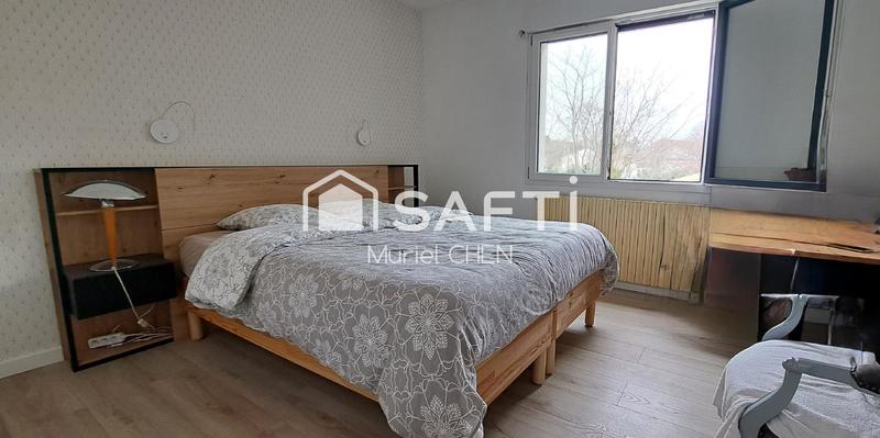 Villa - 260 m² - 8 pièces