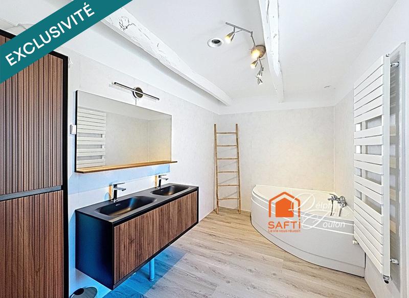 Maison - 170 m² - 6 pièces