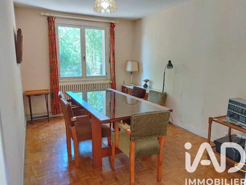 Maison - 178 m² - 8 pièces