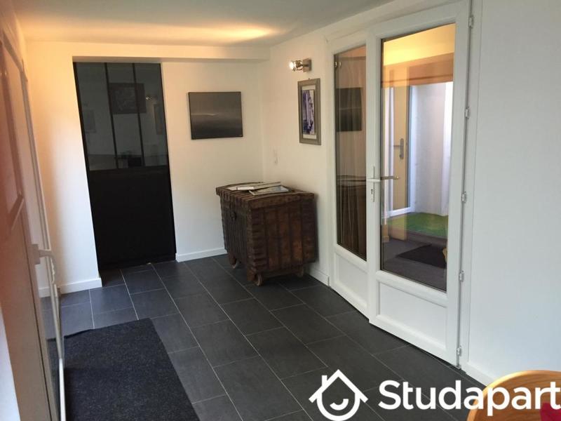 Chambre - 15 m² - 1 pièce