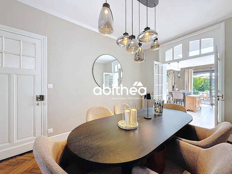 Maison - 169 m² - 7 pièces