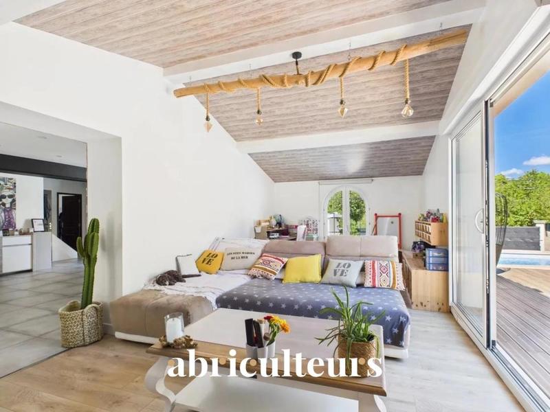 Maison ancienne - 150 m² - 6 pièces