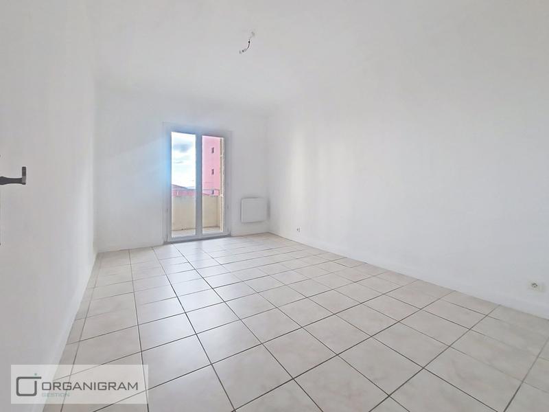 Appartement - 98 m² - 4 pièces