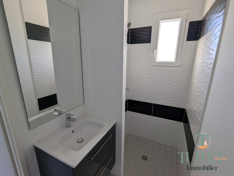 Maison - 77 m² - 4 pièces