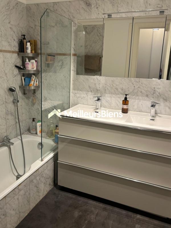 Appartement - 98 m² - 3 pièces