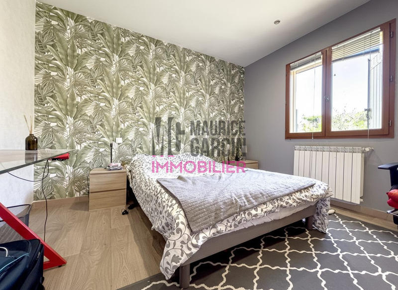 Maison - 213 m² - 7 pièces